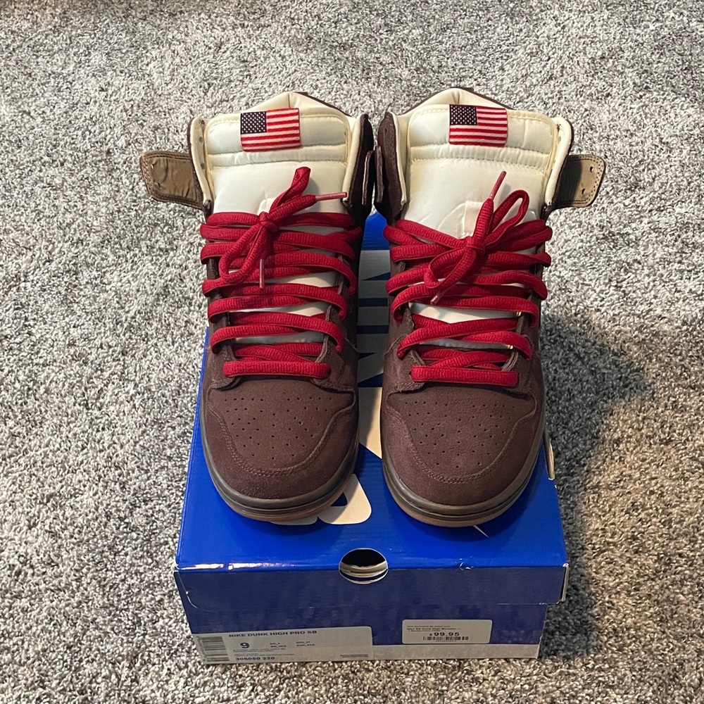 Nike Dunk High Pro SB Sneakers Red and Brown Men Size 9